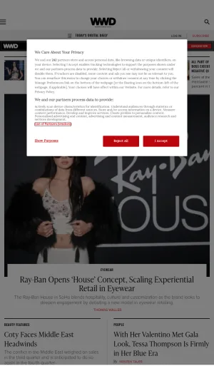 Womens Wear Daily Fashion Industry News screenshot